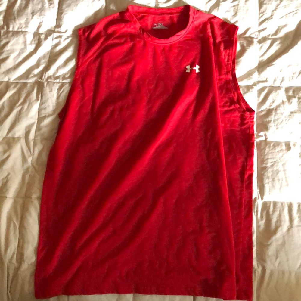 Under Armour sleeveless shirt